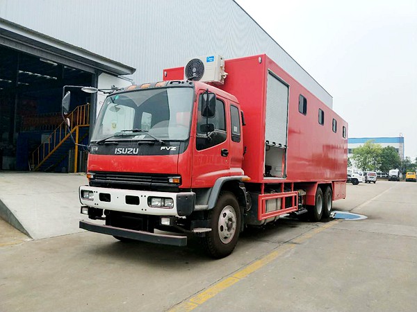 五十鈴後雙橋淋浴車(chē)