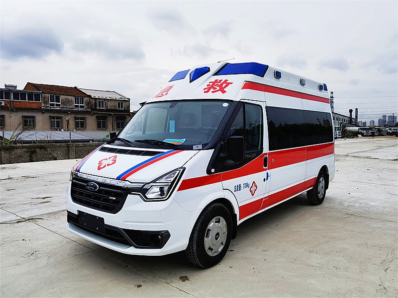 福特V348長(cháng)軸高(gāo)福星監護型救護車(chē)