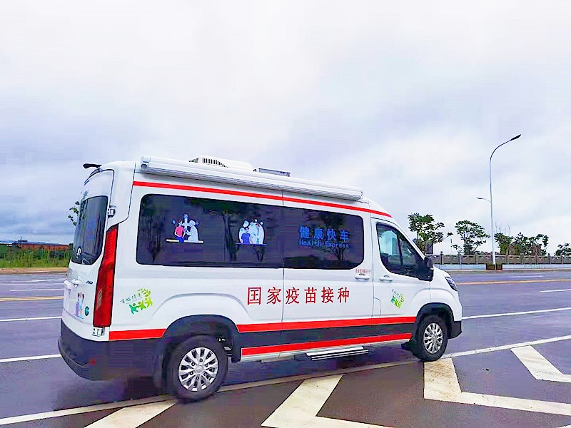 上(shàng)汽大(dà)通(tōng)V90接種車(chē)