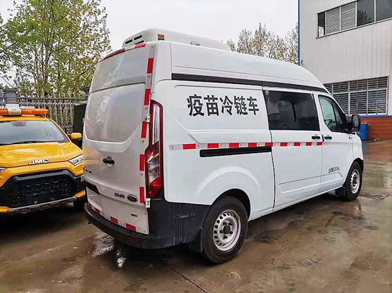 江鈴福特V362冷(lěng)鏈車(chē)（柴油版）