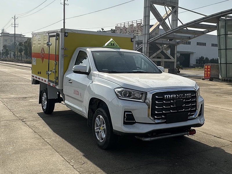 上(shàng)汽大(dà)通(tōng)皮卡爆破器(qì)材運輸車(chē)