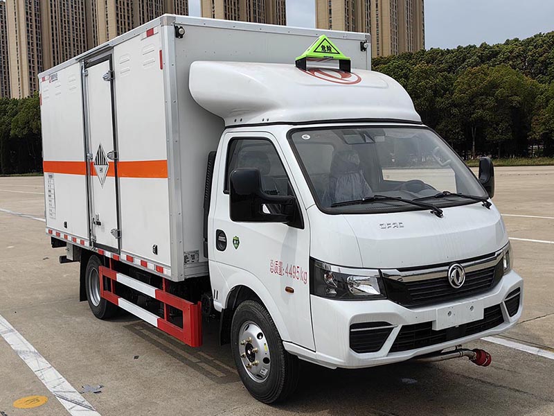 廂式東(dōng)風(fēng)大(dà)途逸 氣刹斷氣刹 4米危險品廂式運輸車(chē)